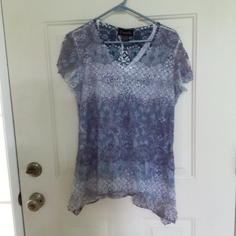 Women’s lace top